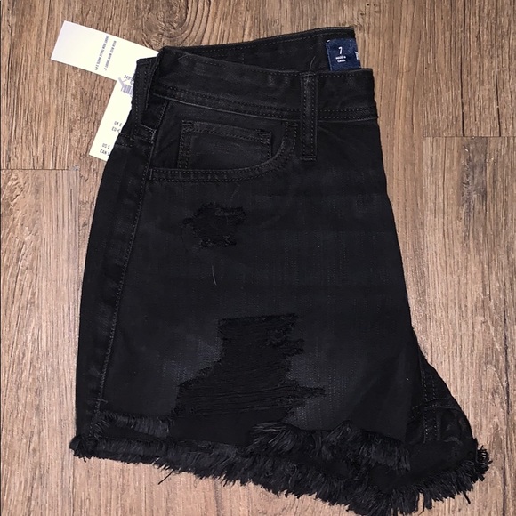 High-Rise Denim Mom Short - Picture 4 of 4